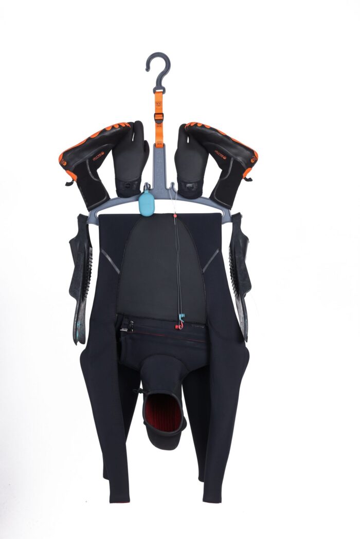 C-MONSTA WETSUIT HANGER - Image 6
