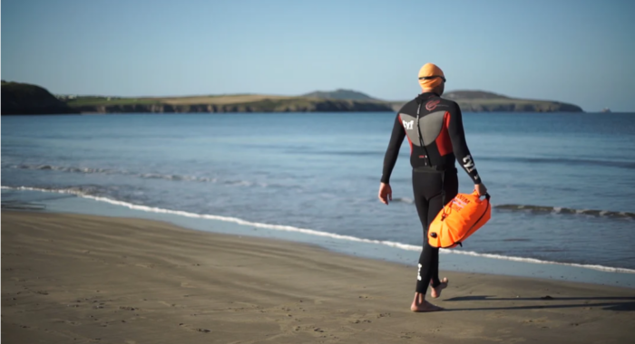 SWIM SECURE - Wild Swim Float Dry Bag 30L - Image 3