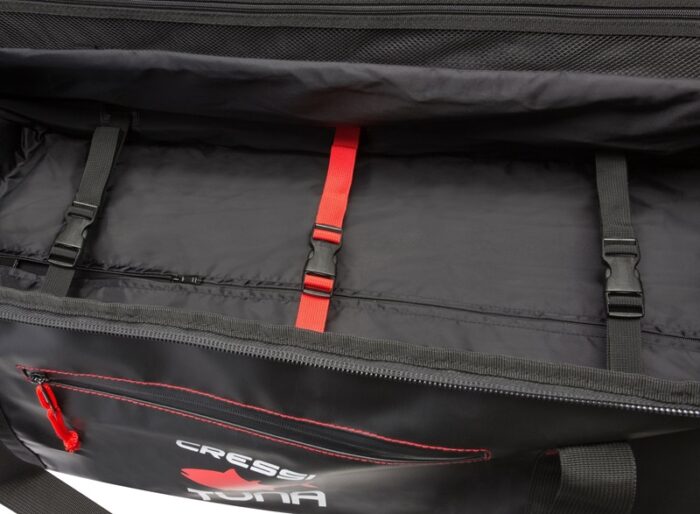 Cressi Tuna Dry Wheeled Bag 120L - Image 4